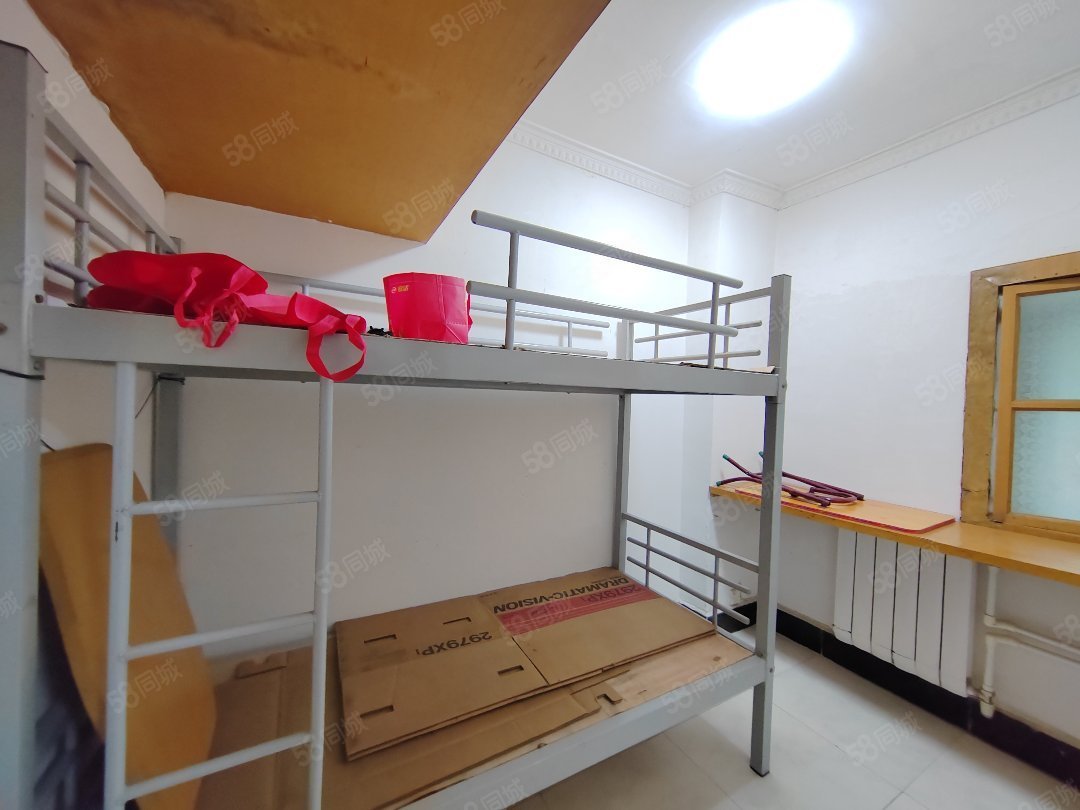 张湾区政府家属楼4室2厅1卫76㎡南北39.8万