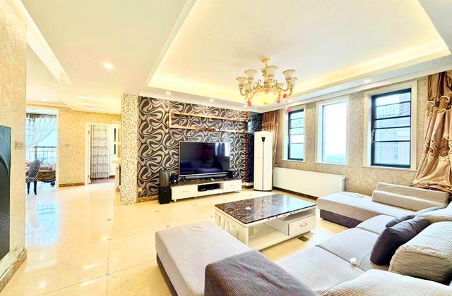 汉嘉国际社区4室2厅133.98㎡135万二手房图片