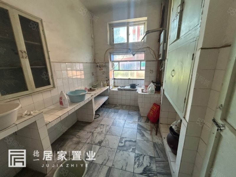 实验高中住宿区2室2厅1卫104.03㎡南北29.9万
