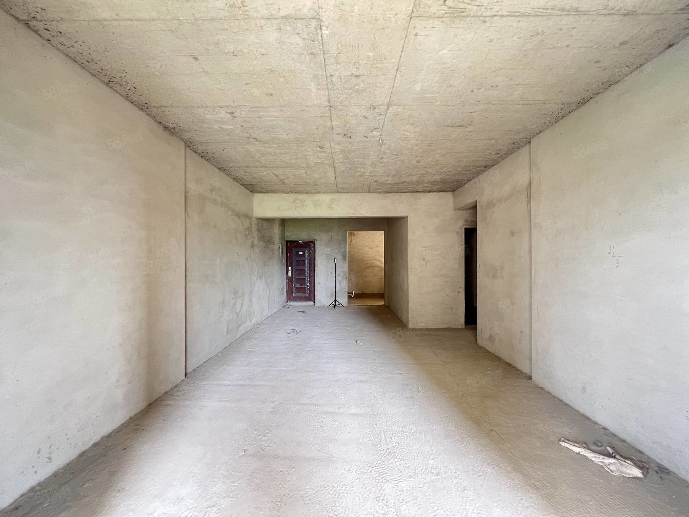 鑫火国际3室2厅2卫128㎡南北43万