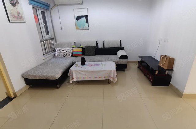 63.8万，启明  ，中医院，锦绣香堤90平，三室送车储