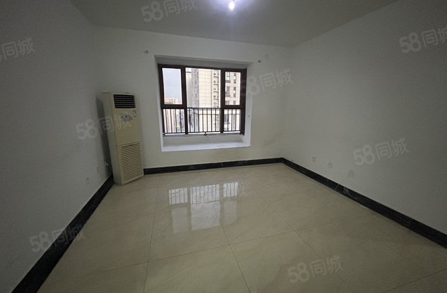 东关国际东区 商品房 划老文轩带车储    好楼层 随时看房