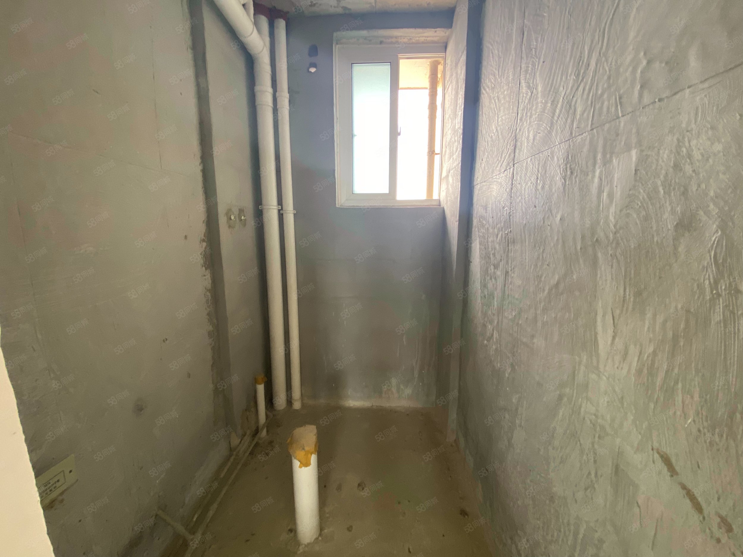 春天里3室2厅1卫89.2㎡东42万