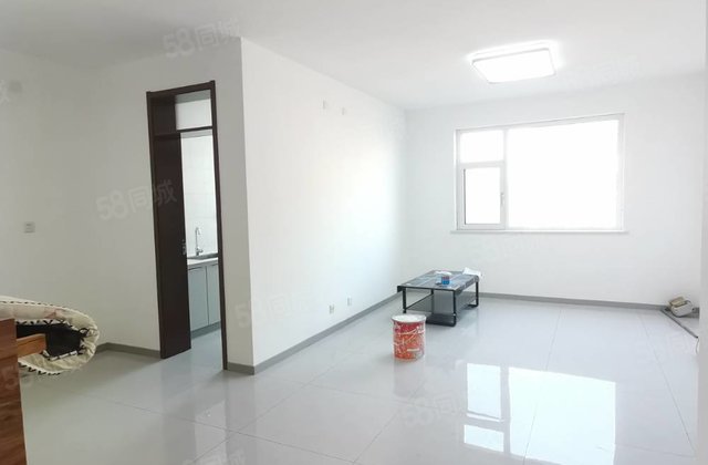 急售39万 开发区精装地暖房，停车方便，  东昌东校，实验