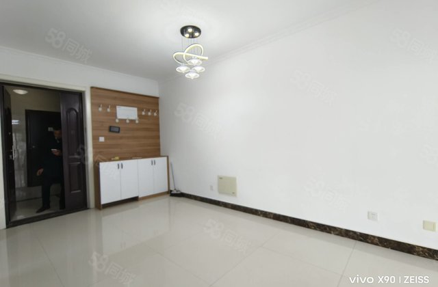 次新小区 锦绣学府 精装 带车位储 ，中间楼层 ，碧桂园儒辰