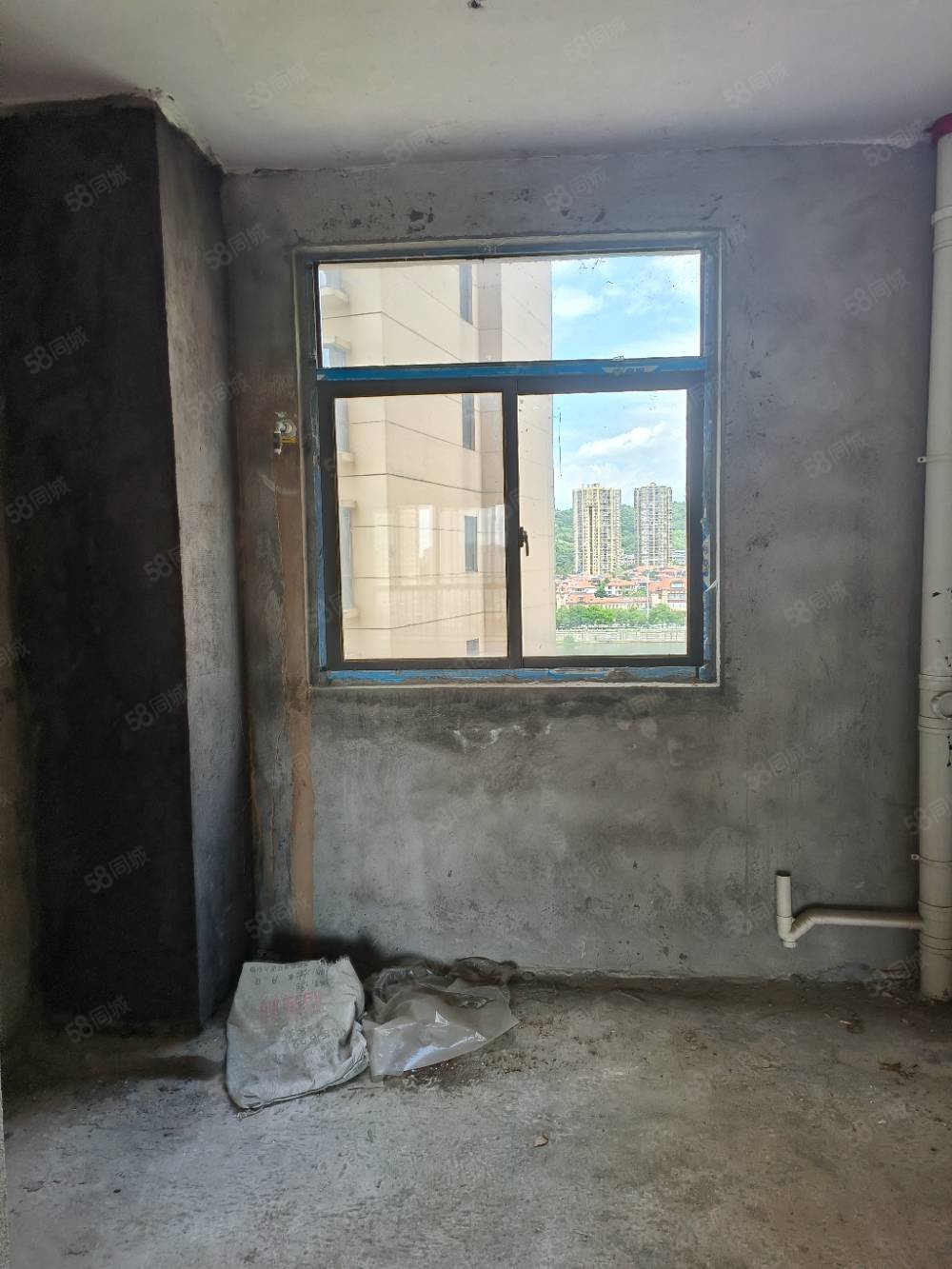 水寨瀛台3室2厅2卫125.59㎡南北61.6万