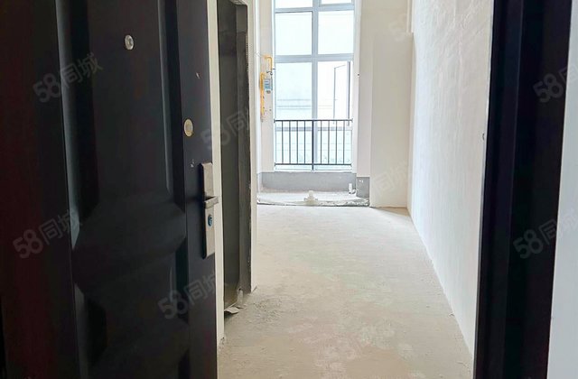 经典西悦城(商住楼)2室2厅37.68㎡12万二手房图片