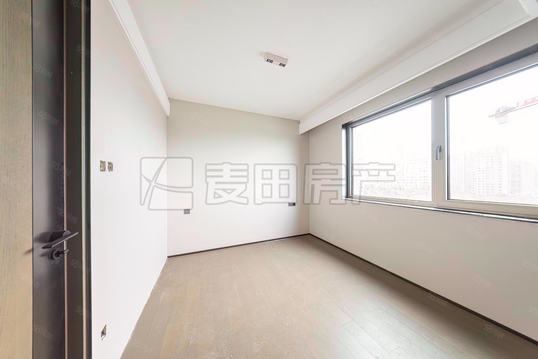 都闕臺(tái)(一區(qū))3室1廳2衛(wèi)124.15㎡南北2200萬