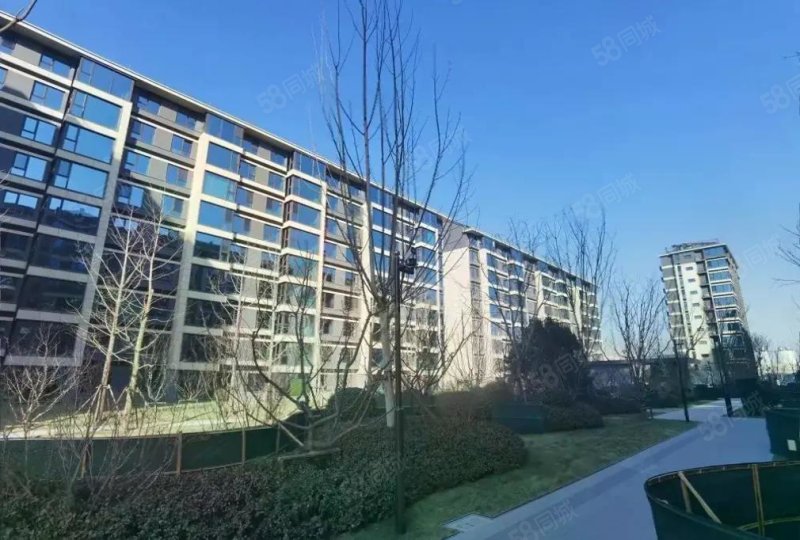 公園和御3室2廳2衛(wèi)115㎡南北330萬