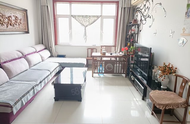 东昌东 外国语东临英才小区多层一楼三室边户带车储 免大税