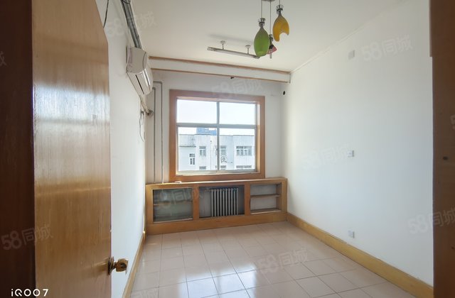 东昌中学 北顺 三中家属院 三室朝阳 双阳台 停车方便免大税