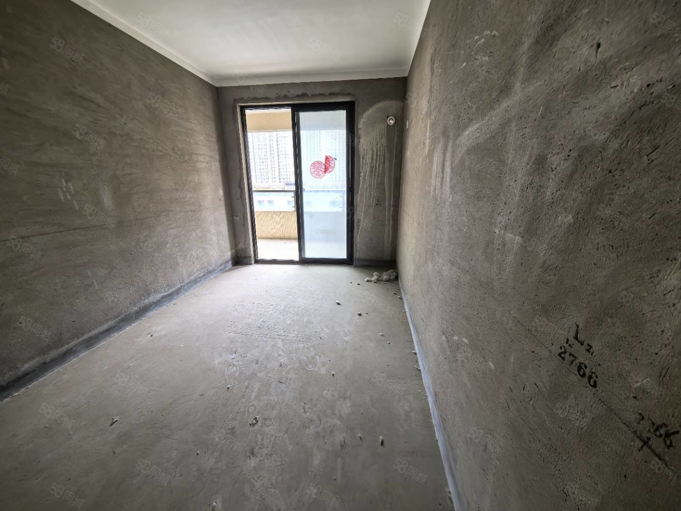 悦湖城4室2厅2卫153㎡南北110万