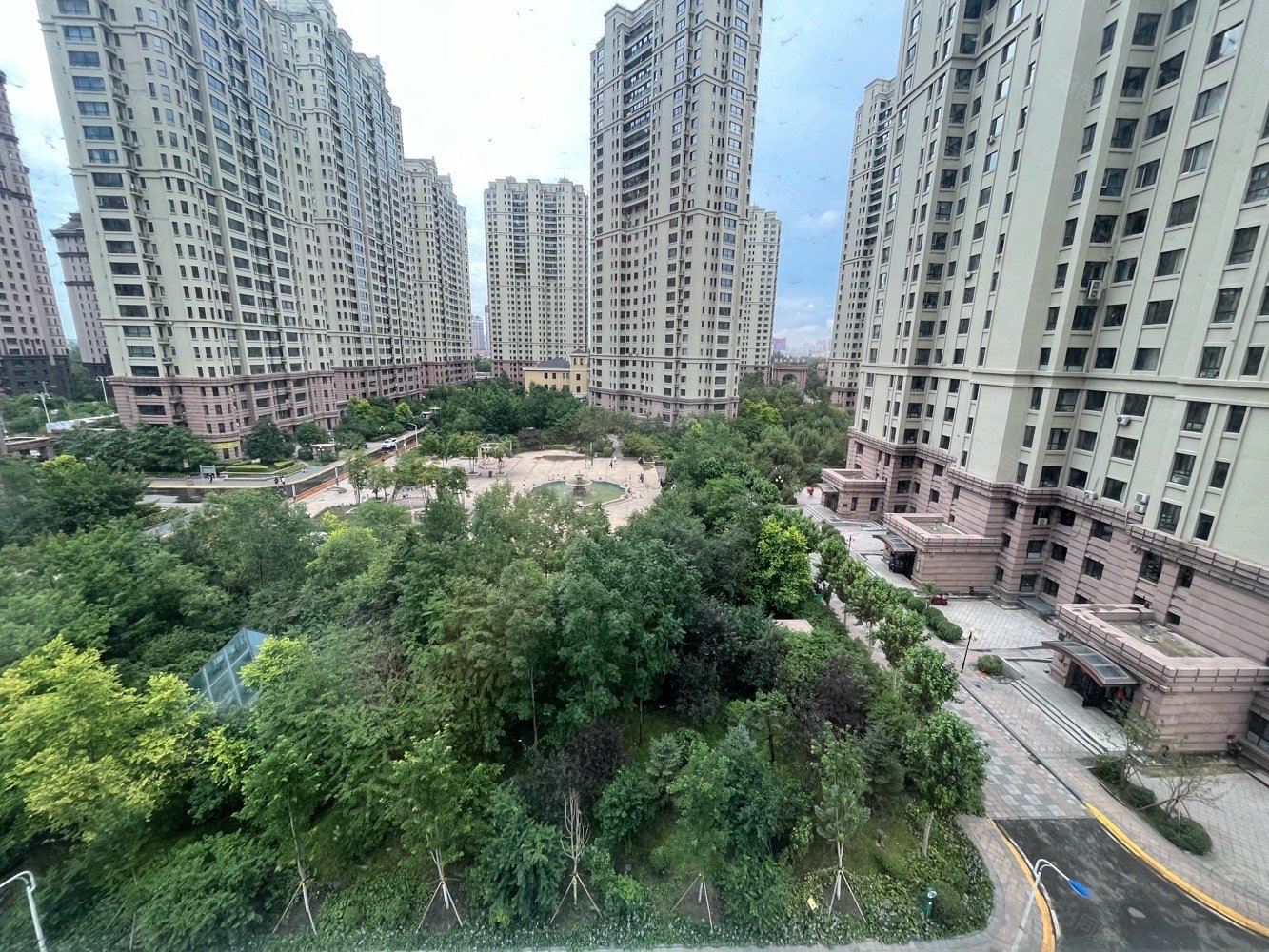 群力观江国际3室2厅2卫150.64㎡南北229万