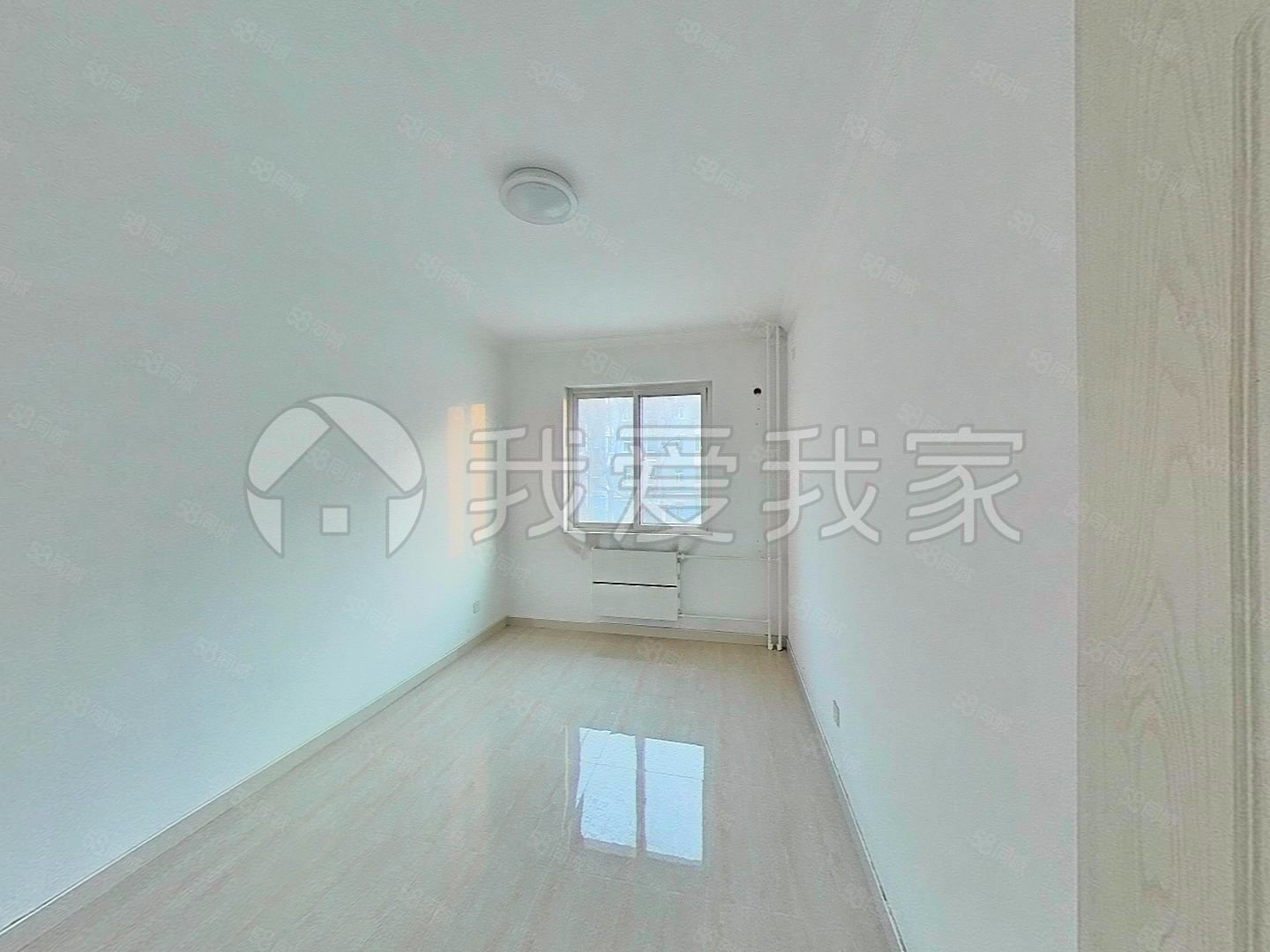 雅苑3室2廳2衛(wèi)136.29㎡南北110萬(wàn)