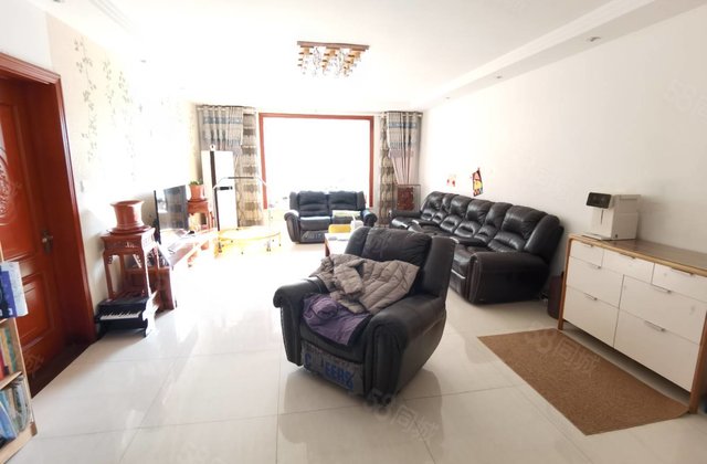 急售~丽水名都~4室2厅~送双车位~免大税~西边户~卫浴全明