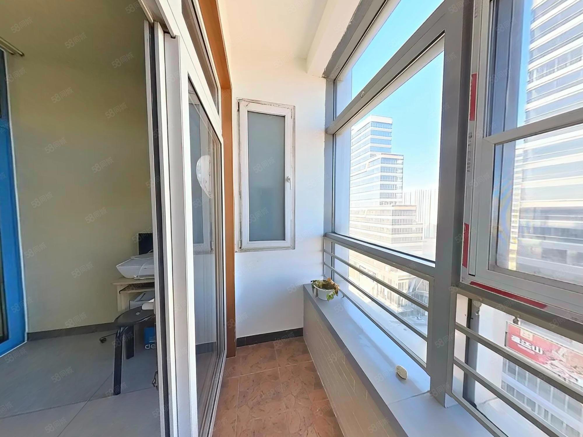 清城北區(qū)3室1廳1衛(wèi)85.59㎡南北195萬