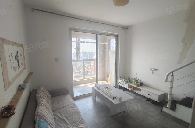 精装好房 近医院 购物方便 高楼层采光充足 楼龄新 产权清晰