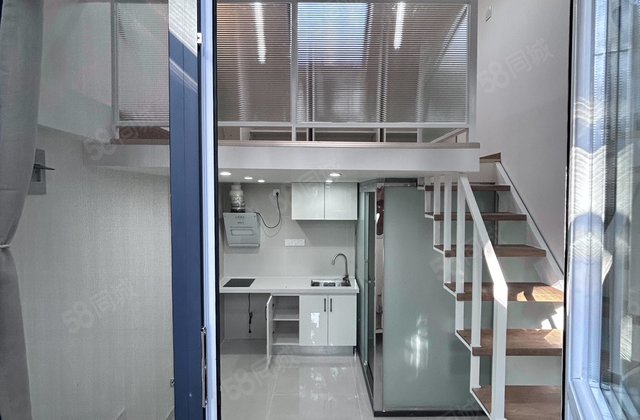 四環(huán)胡同小區(qū)1室0廳0衛(wèi)14.22㎡南293萬(wàn)