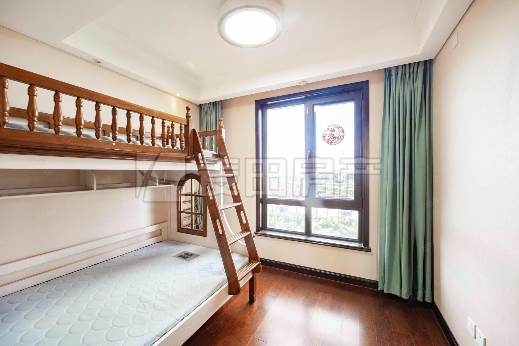 楓丹壹號(hào)(二期)3室2廳2衛(wèi)116㎡南北620萬(wàn)