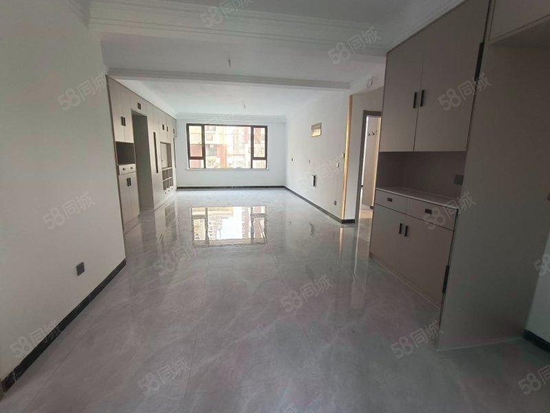 电梯洋房 四室 带地下室 采光好有钥匙,紫金园天骄御园-潍坊58同城