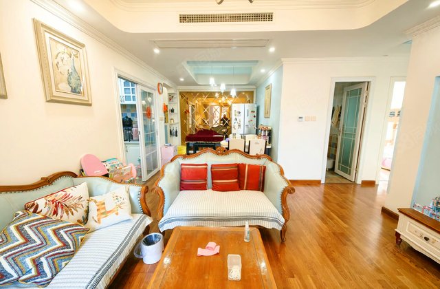 蓝光金悦府3室2厅111.65㎡134万二手房图片