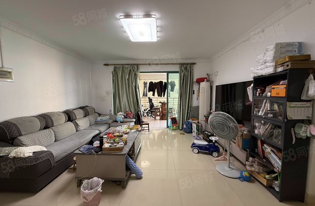 丽沙花都4室2厅126.86㎡400万二手房图片