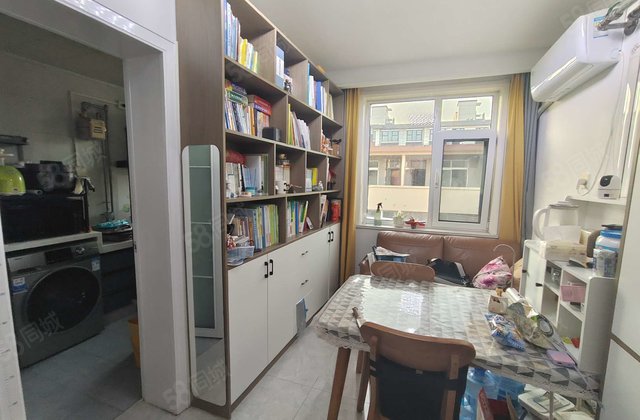 老文轩老一中旁！电业局三院，南北通透小两室！房东诚心出售