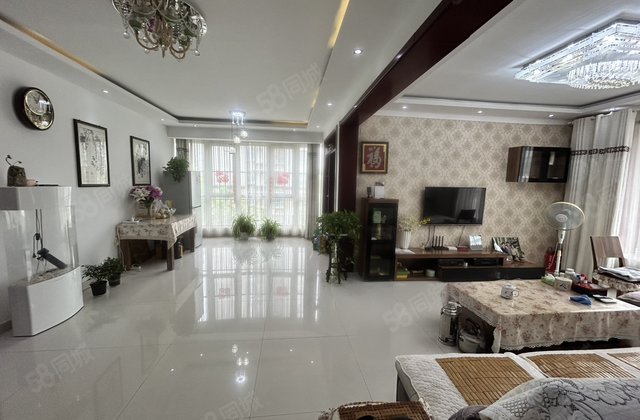 房东急出 可议价 西边户 公摊15%带车位地下室 全天采光