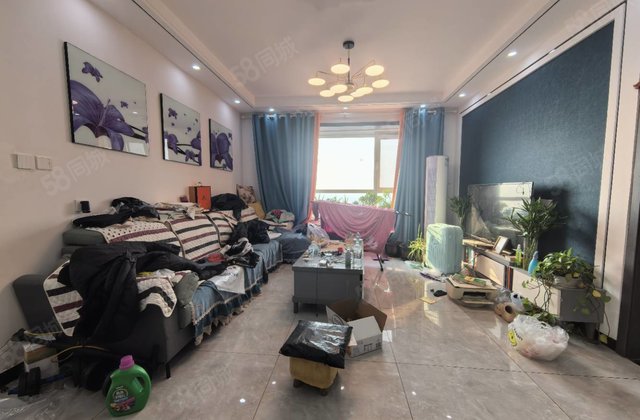 新一中附近 精装修 边户 好楼层 户型方正 送车位储