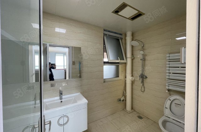 精装修 115平 电梯房 3室2厅 朝南 采光好 周边商圈成