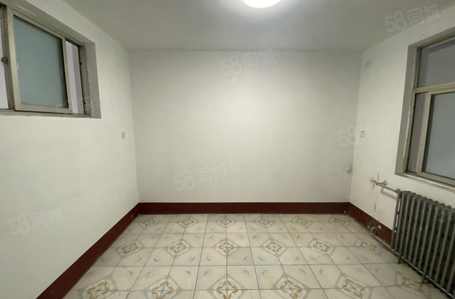 文轩本部  二实验  龙山南区  三室两厅一卫   2楼