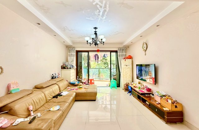 保利花园一期3室2厅113.04㎡258万二手房图片