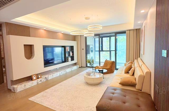 铂悦春和万象3室2厅103㎡208万二手房图片