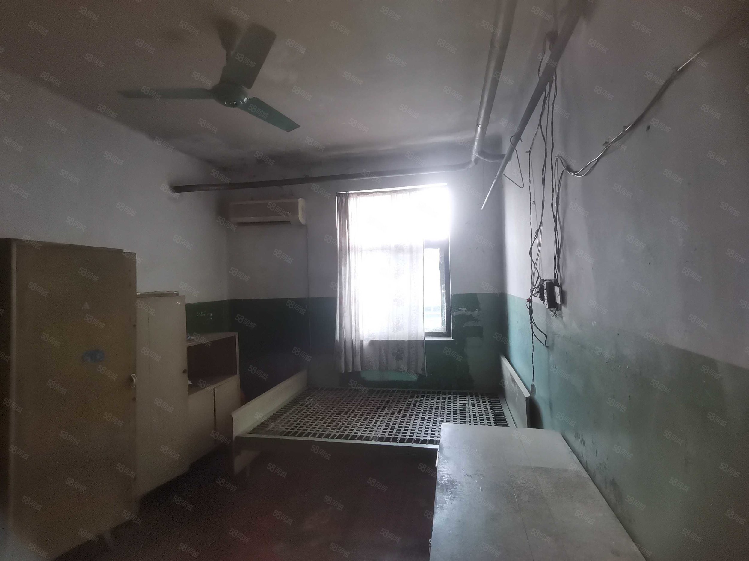 轮胎东村2室1厅1卫60.5㎡南13万