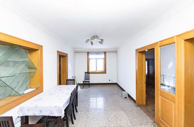 机械施工公司生活区3室1厅91㎡110万二手房图片