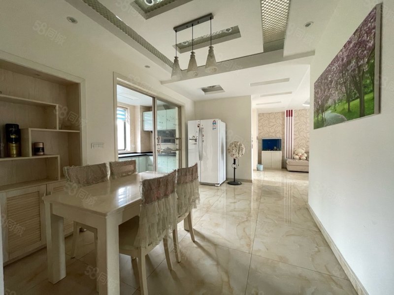 御景苑(荆州)4室2厅2卫145㎡南北99万