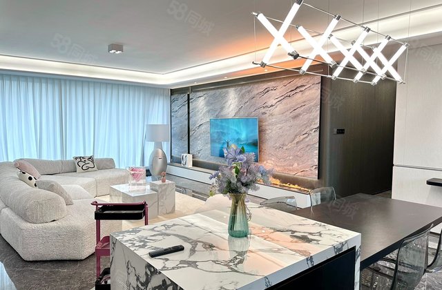 都市金岸3室2厅114.15㎡147万二手房图片