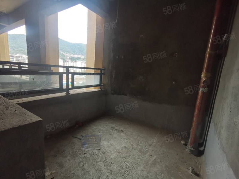 御峰云府2室1厅2卫85㎡南北29.8万