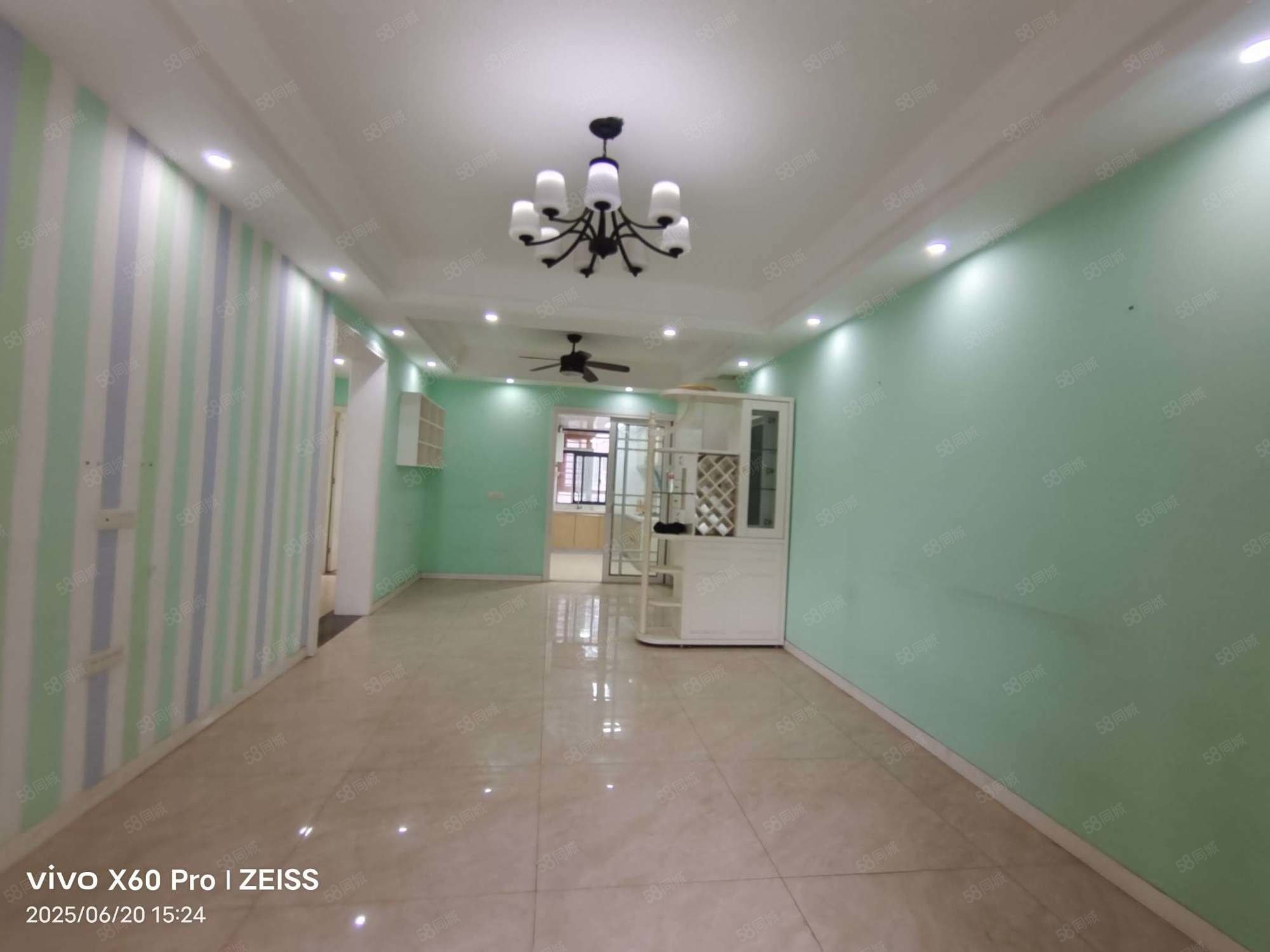 天麟汇景园3室2厅2卫120㎡南98万