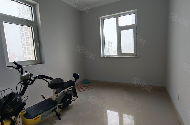 带储藏室 边户 文轩 东关国际