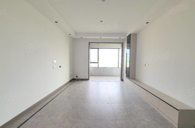 望岳湖 积水潭医院 湖语上院 滨河大道 精装双阳台 送车位