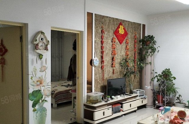 香江附近电梯房免大税，三室两厅，全名户型停车方便