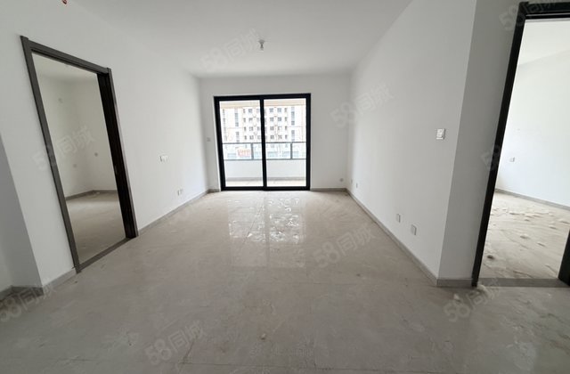 售星光理想城三室两厅新房未住送车位储藏室