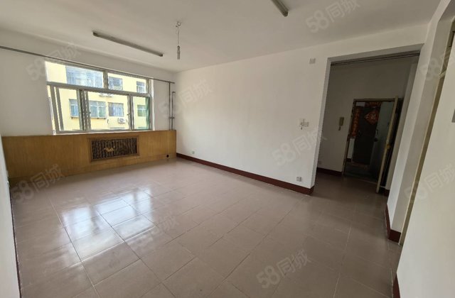 综合楼 人民法院 公园 金鼎 山环家园4楼 三室朝阳 双阳台