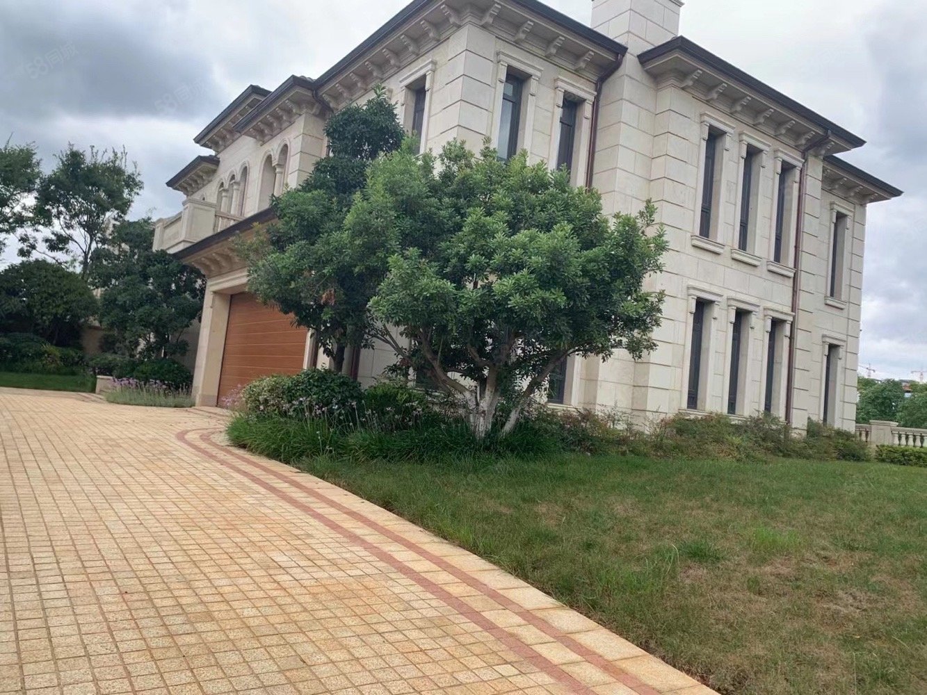 豪宅 万亩湿地公园围绕 花园占地4亩,滇池湖滨半岛-昆明58同城