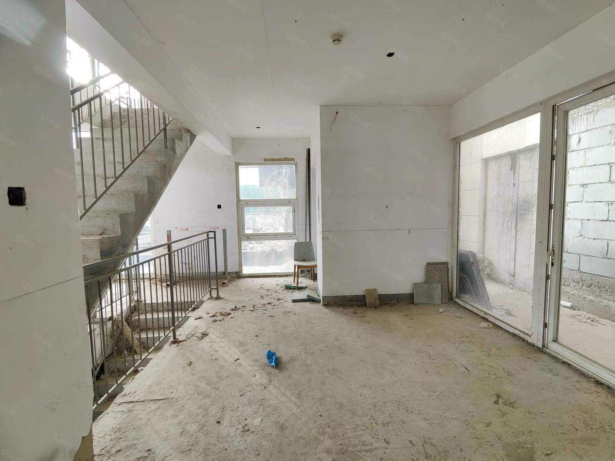 澳景園4室5廳3衛(wèi)500.57㎡南北2000萬