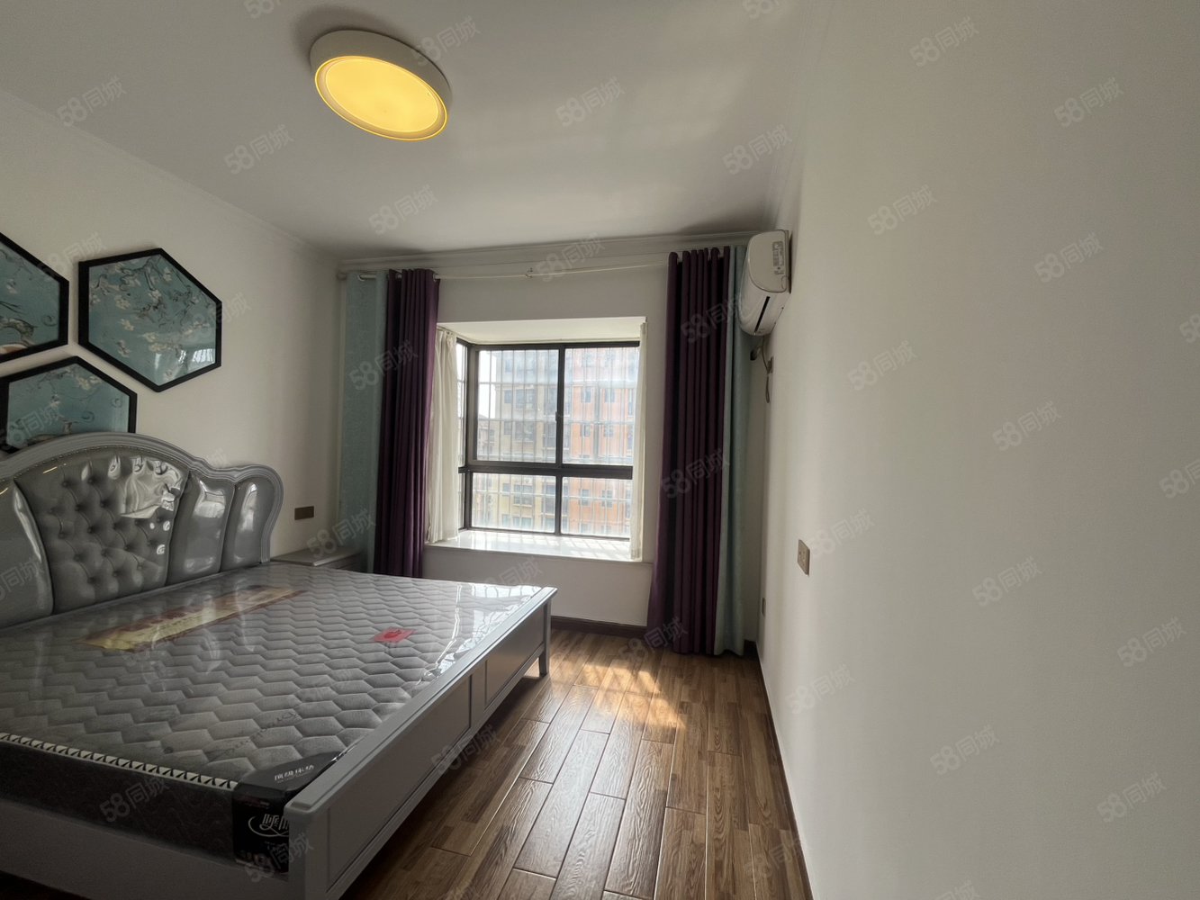 香槟国际3室2厅2卫117㎡南北51万