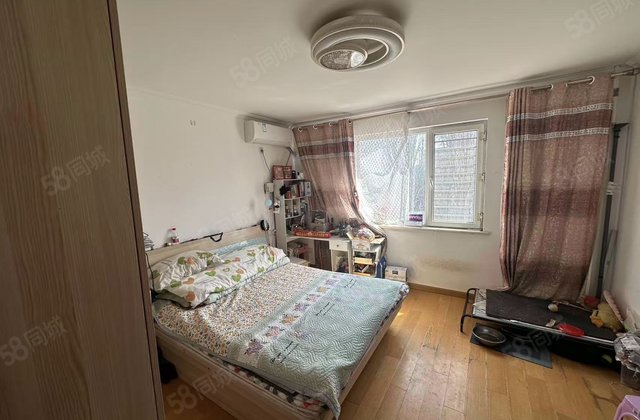 民园小区4室2厅101㎡235万二手房图片