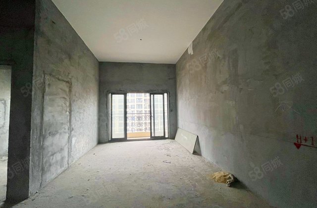 星城翠珑湾(二期)4室2厅125.82㎡388万二手房图片