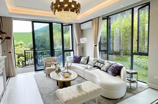 锐力领峰5室2厅126.47㎡155万二手房图片